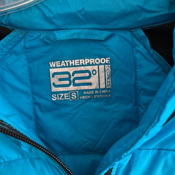 Jacket - Picture 2 of 6